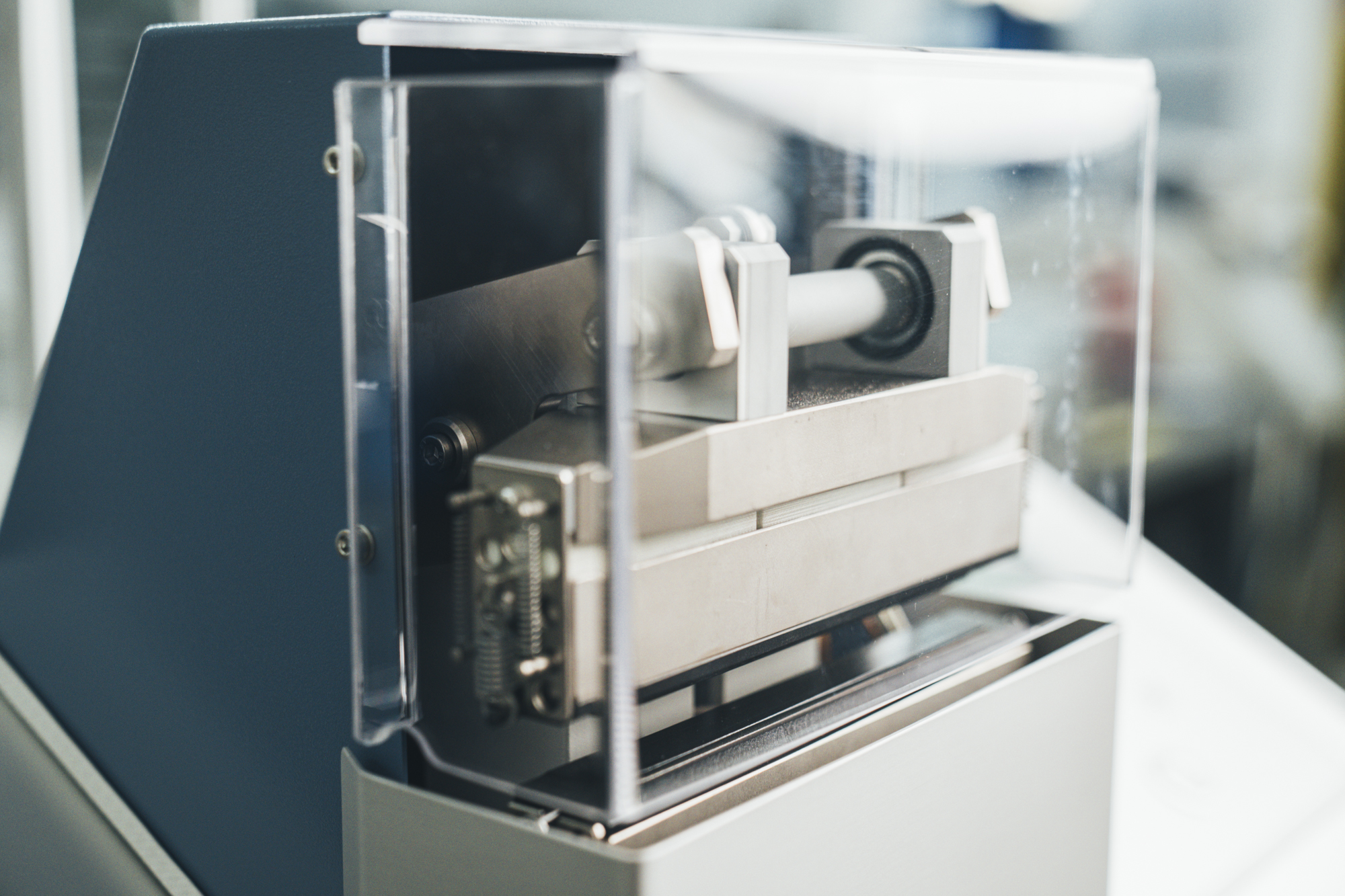 Seladora de Laboratório HSG-CC para teste de selagem - Imagem 2